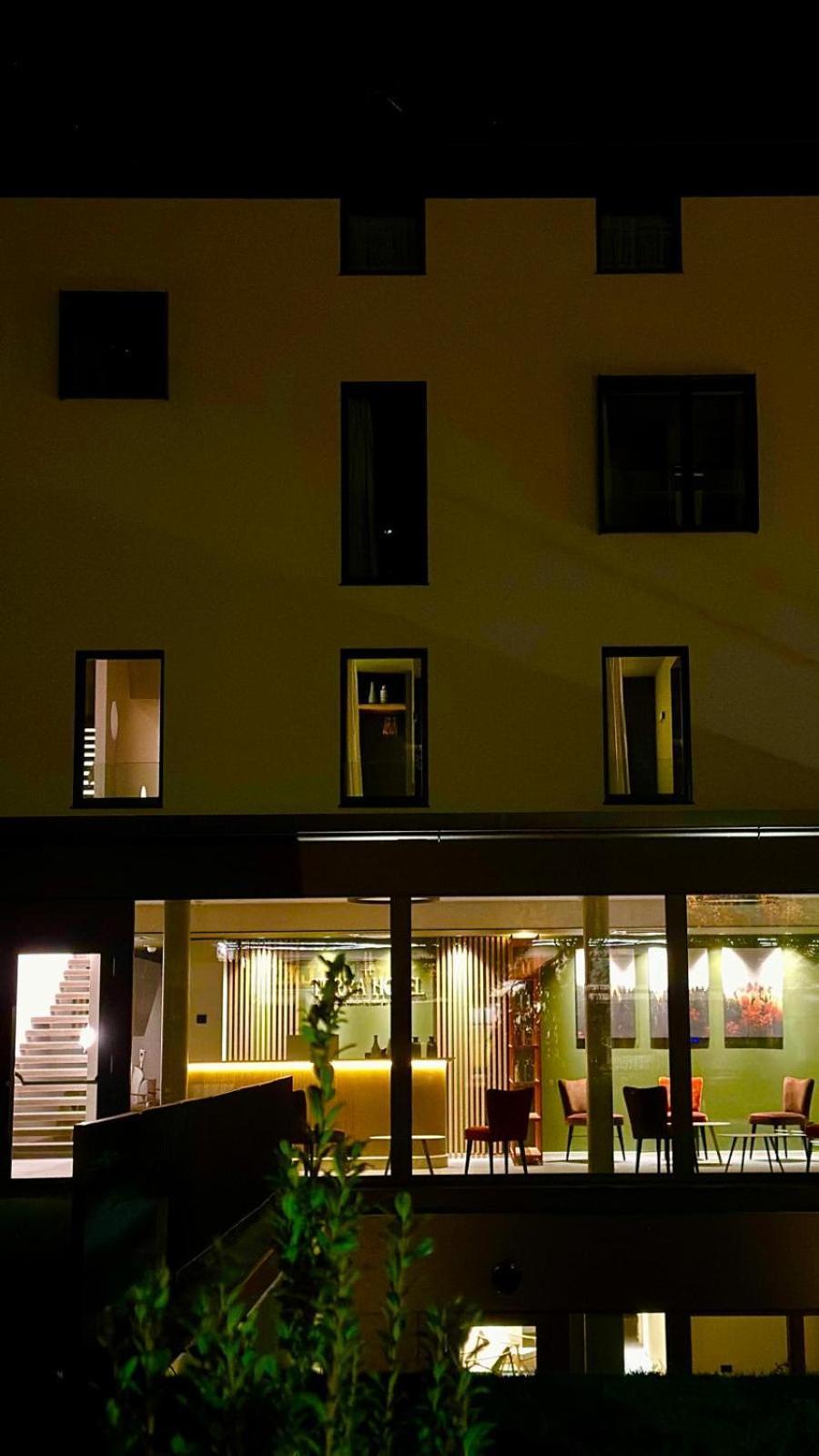 Terra Hotel Boutique Tirano Εξωτερικό φωτογραφία
